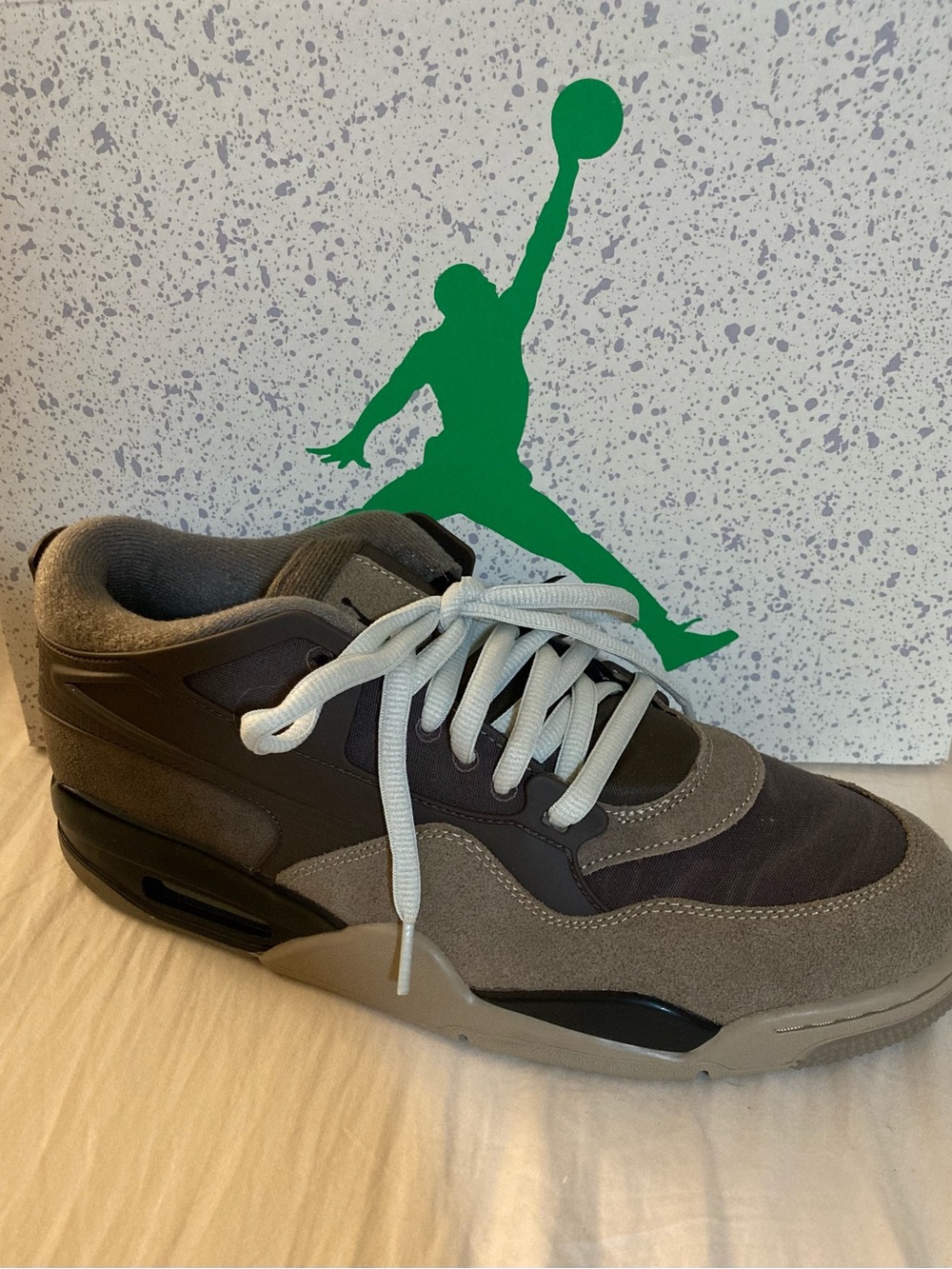 Men’s Nike Air Jordan 4 RM size 11.5 Ironstone Medium Olive Sneakers